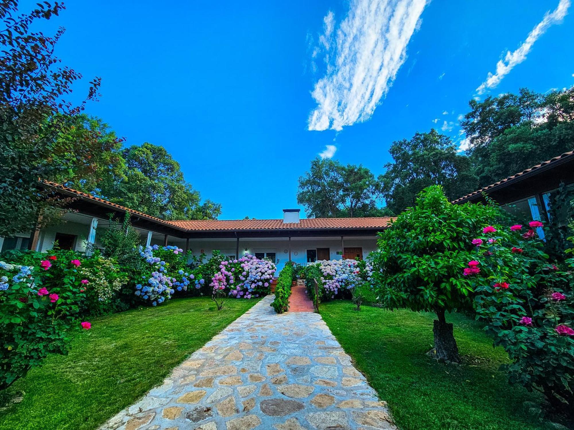 Hotel Rural El Retiro De San Pedro By Retirorural Arenas de San Pedro Exterior foto