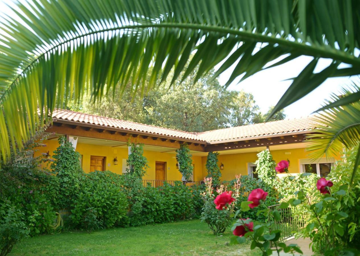 Hotel Rural El Retiro De San Pedro By Retirorural Arenas de San Pedro Exterior foto